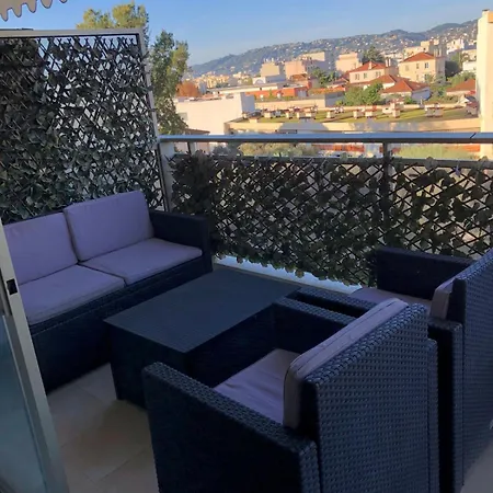 Meuble De Tourisme Classe 3 Etoiles - 2 Pieces Avec Terrasse Et Parking * Antibes